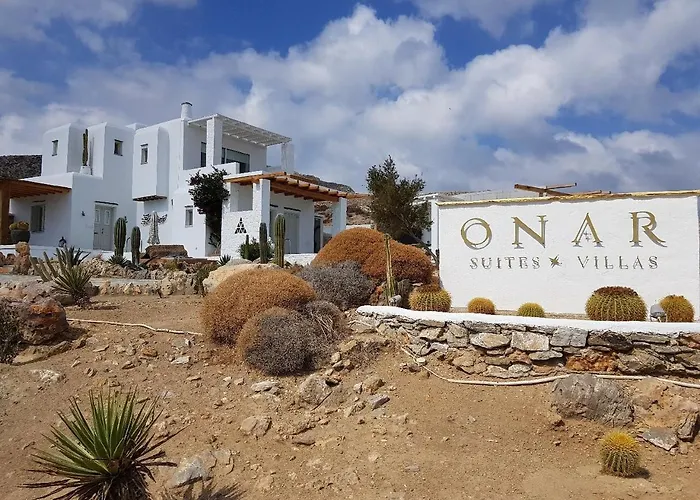Onar & Willa Karavostasis (Folegandros)