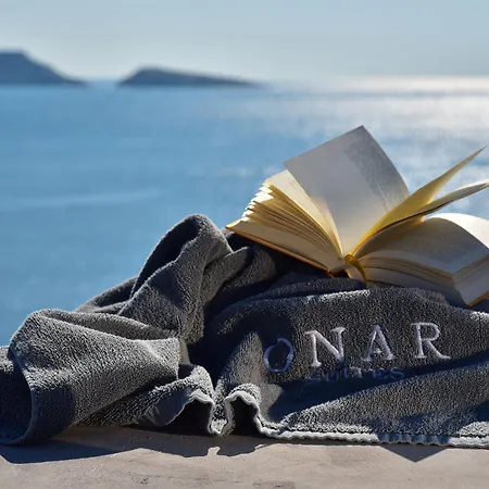 Onar Suites&villas *