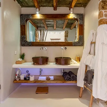 Onar Suites&villas *