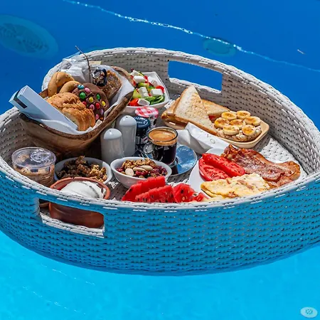 Onar Suites&villas