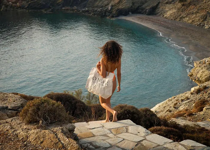 Onar & Karavostasis (Folegandros)