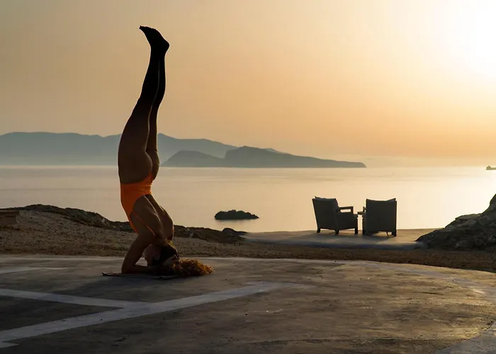 Onar & * Karavostasis (Folegandros)